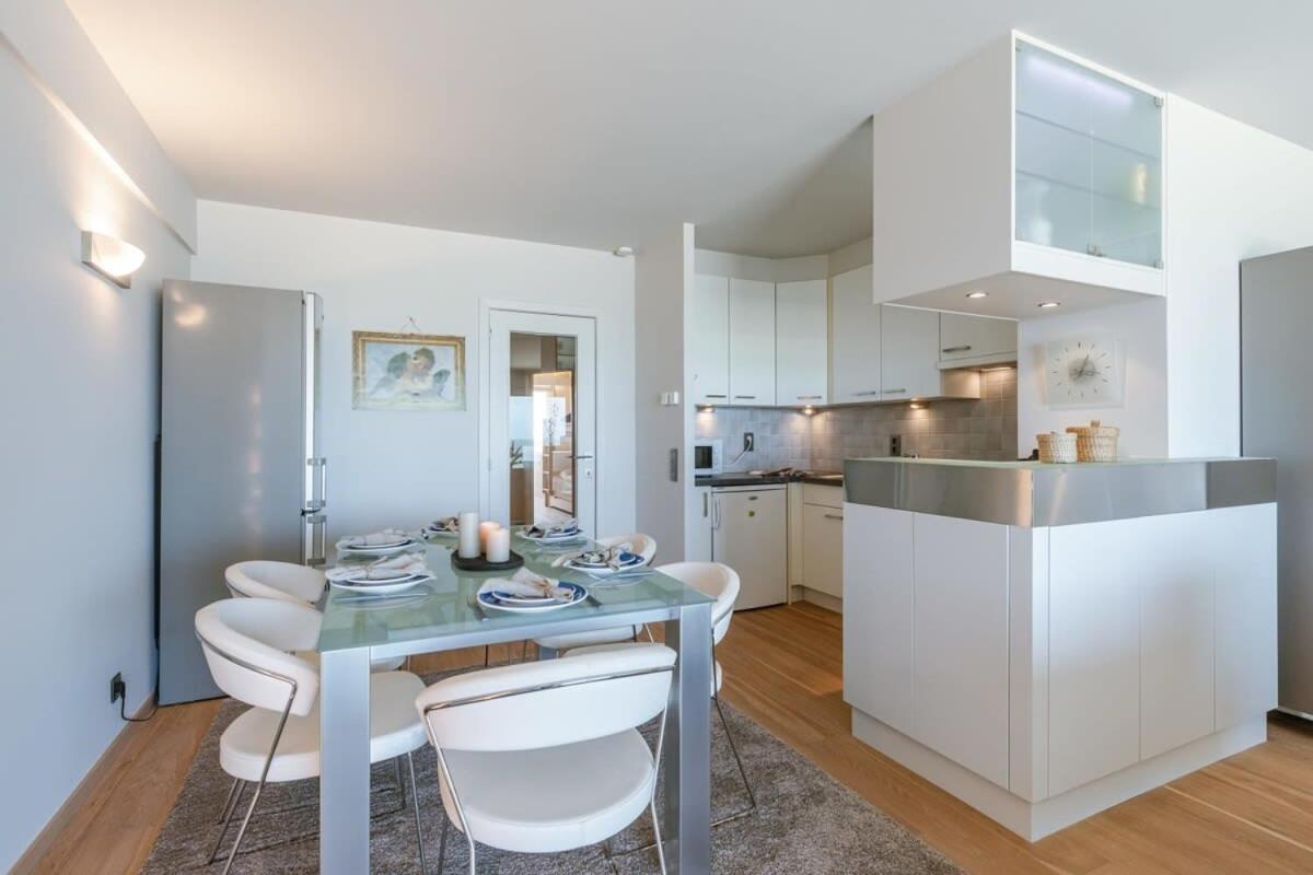 Huswell - Apartment With Stunning Sea View In Middelkerke Eksteriør billede